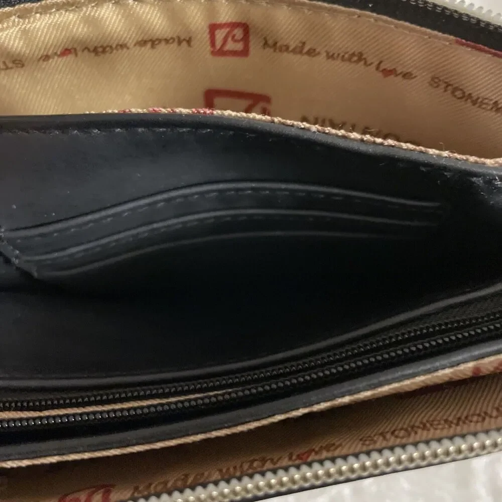 Stone Mountain USA Black Leather Wallet Wristlet 5”x 9” , Soft Smooth Black‎